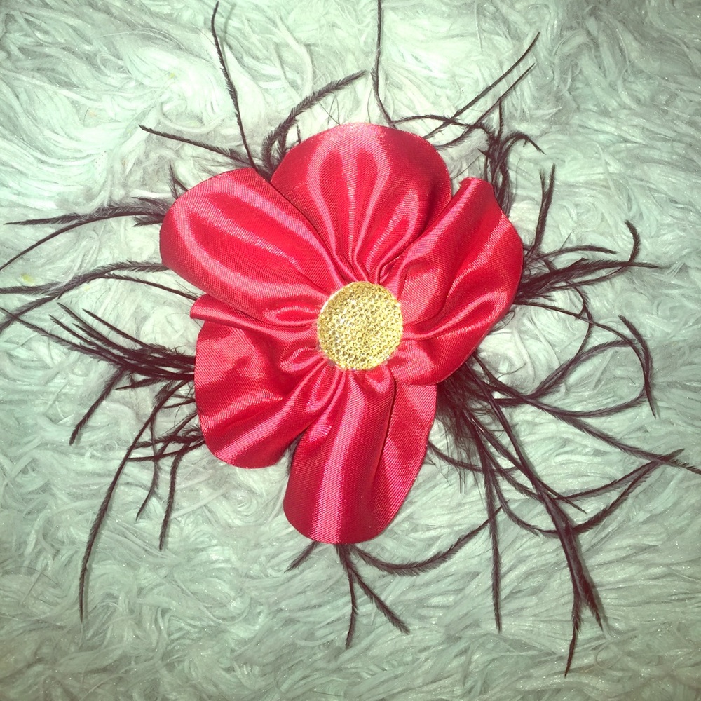 Red flower hair clip